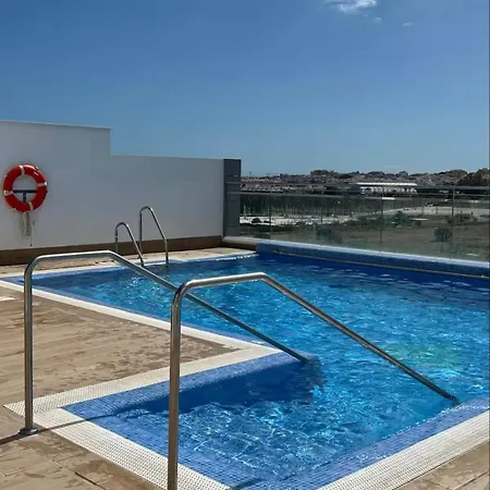 Modern In Nueva Andalucia Apartment *